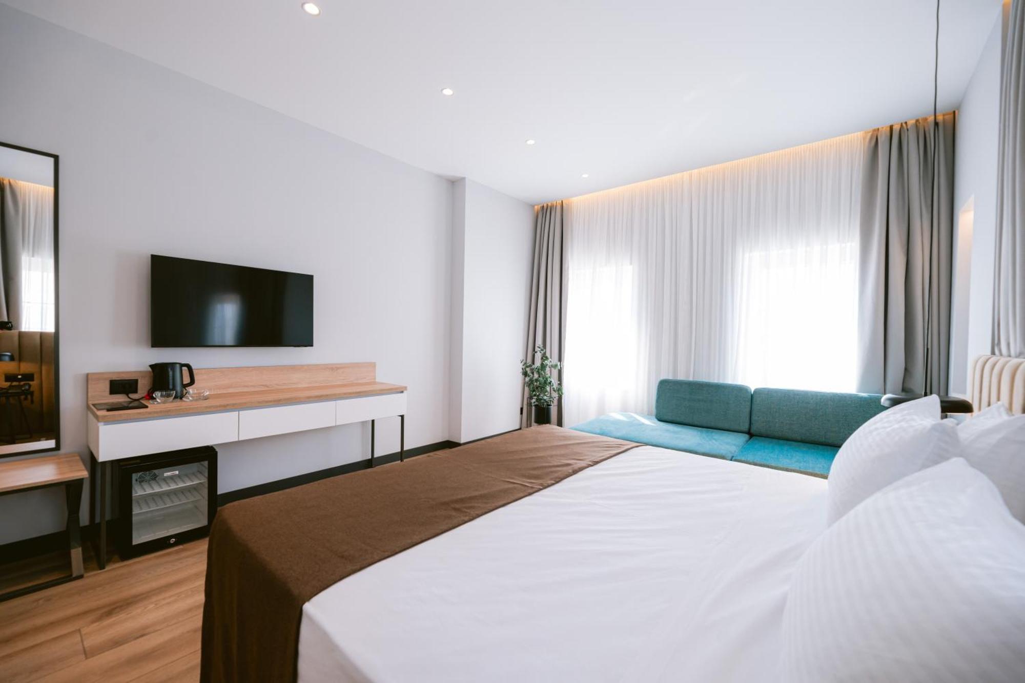 Hotel Tribute 4*